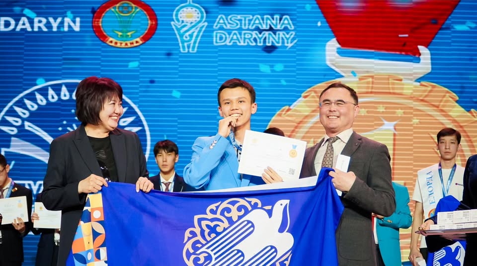 Ванна бөлмесіндегі секс ноталары